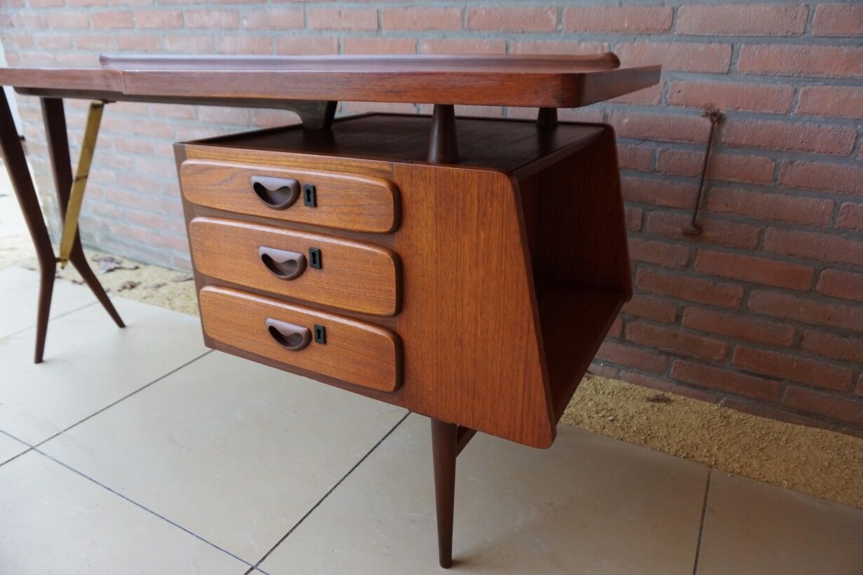 Mid-Century Dutch Modern Writing Desk by Louis Van Teeffelen for Wébé, 1950s