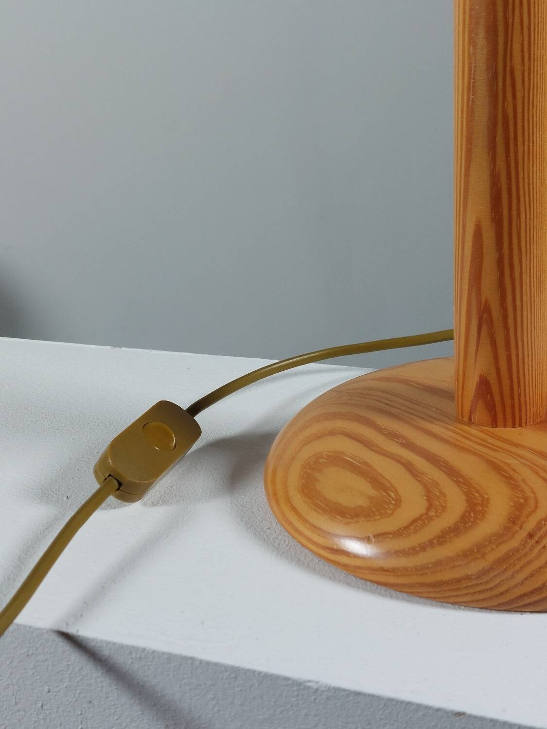 Postmodern vintage pine wood table lamp from the 1980s.