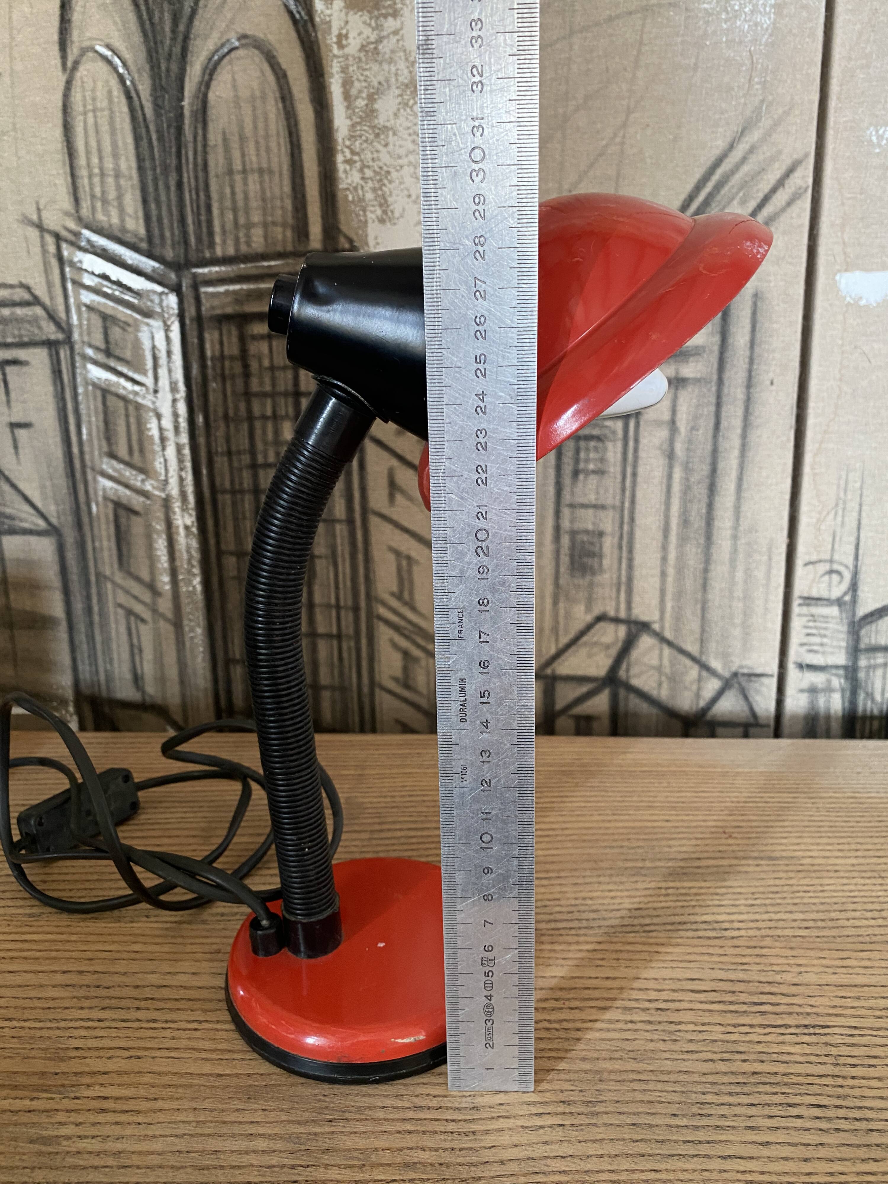 Desk lamp "Col de Cygne Aluminor Red Pop Art France - 1970 in Metal