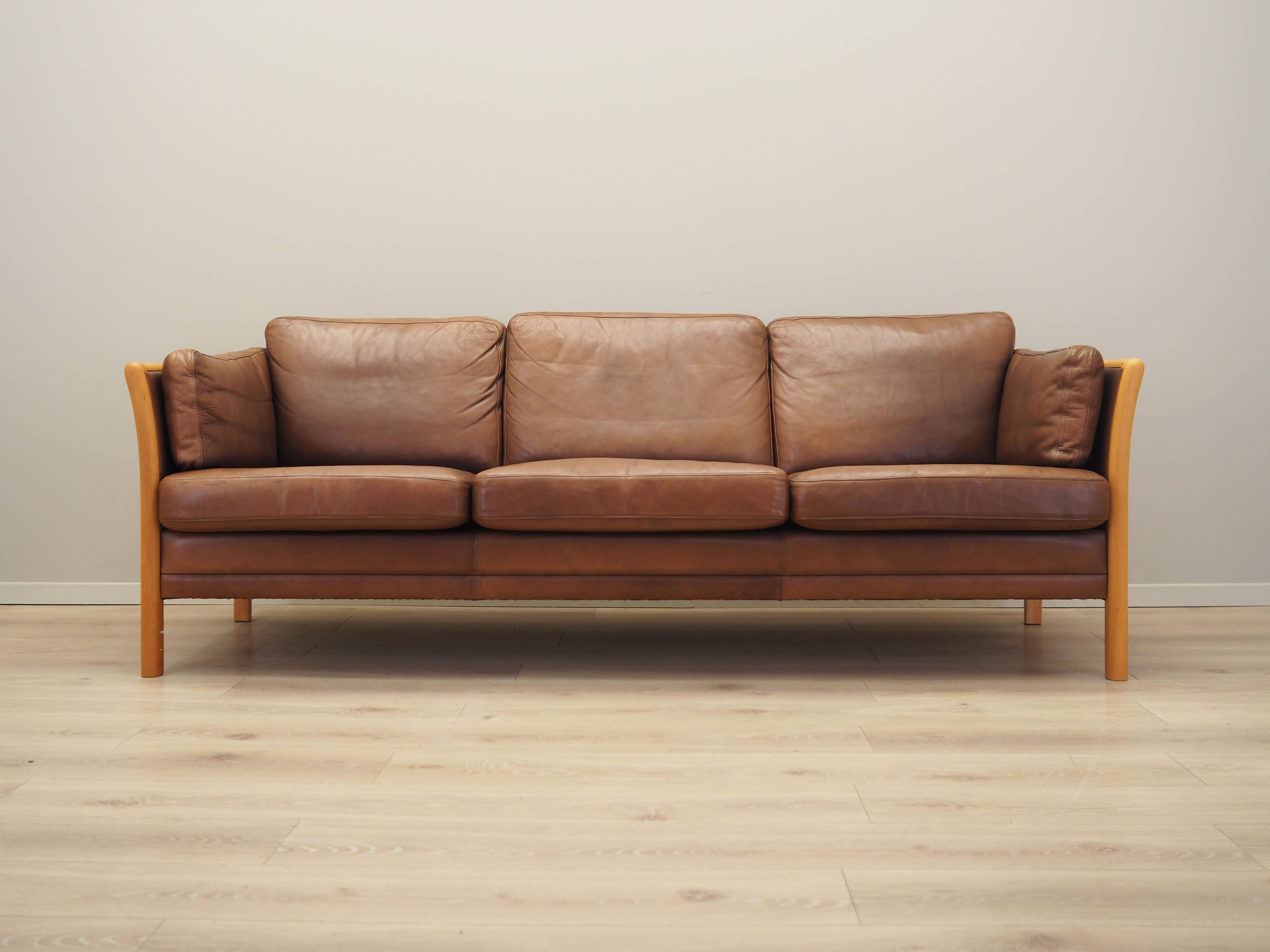 Brown leather sofa, Danish design, 1970s, production: Denmark