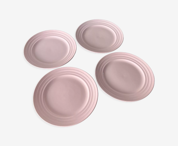 4 assiettes à dessert rose tendre Boch Frères - La Louvière BELGIUM.
