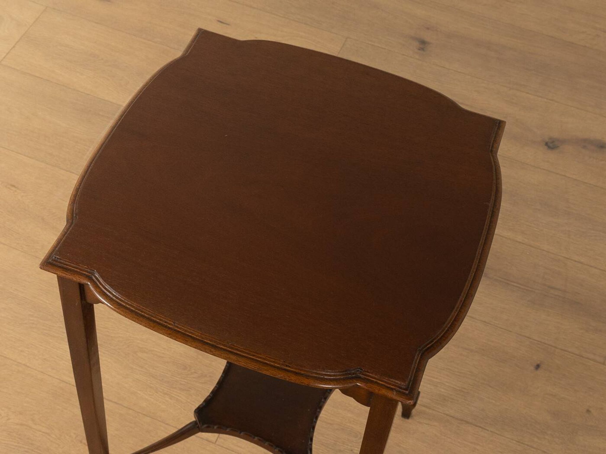 Table d'appoint Art Nouveau des années 1910