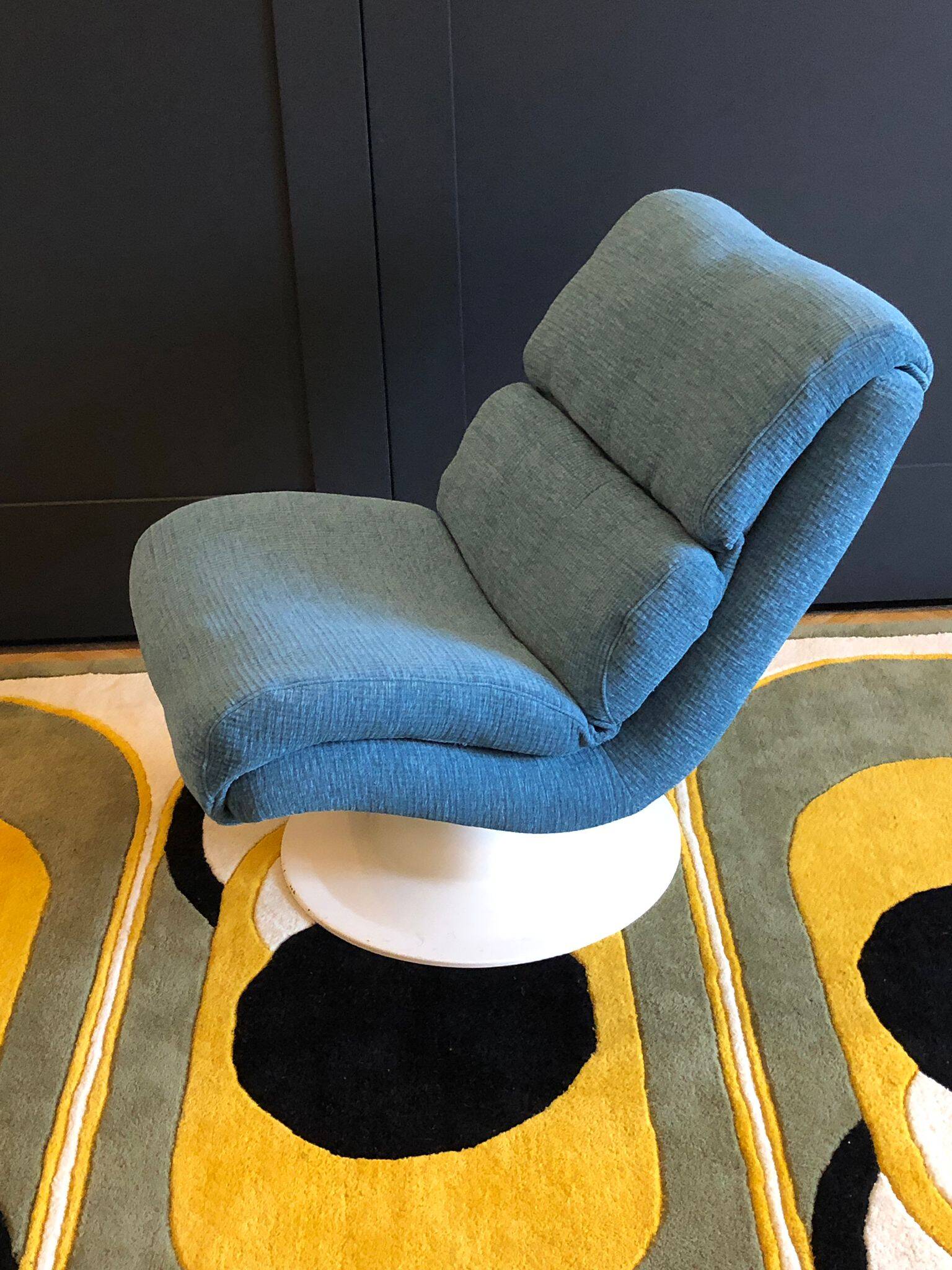 Saturnus model armchair by Yrjö Kukkapuro