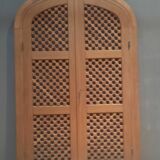 Double oriental door and its frame