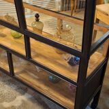 Vitrine ancienne sur pieds