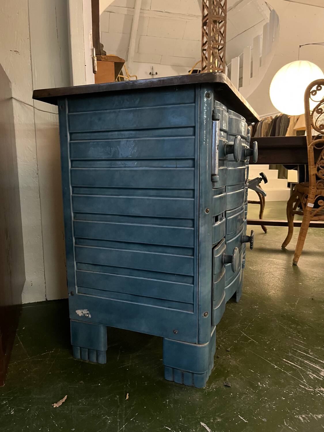 Small enamelled cast iron wood stove