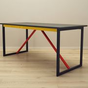 Bureau en acacia, design italien, années 1980, production : Italie