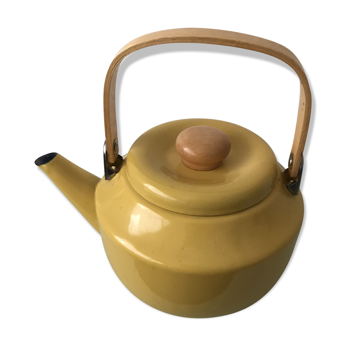 Enamelled kettle