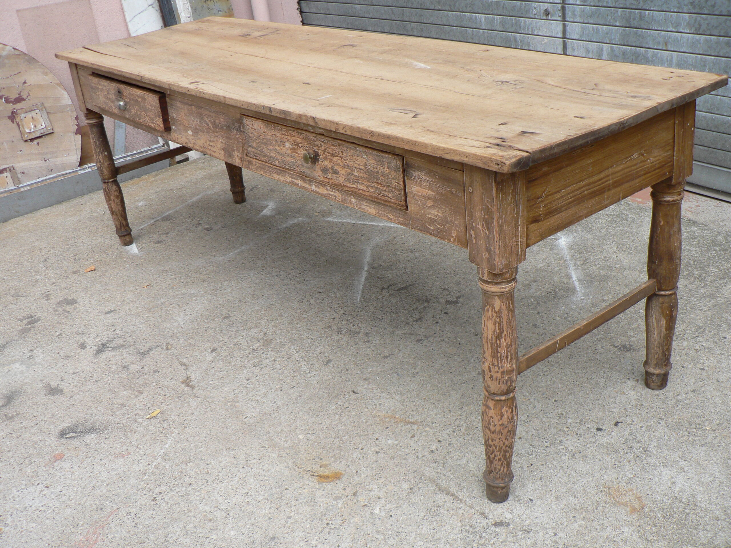 Table de drapier patiné