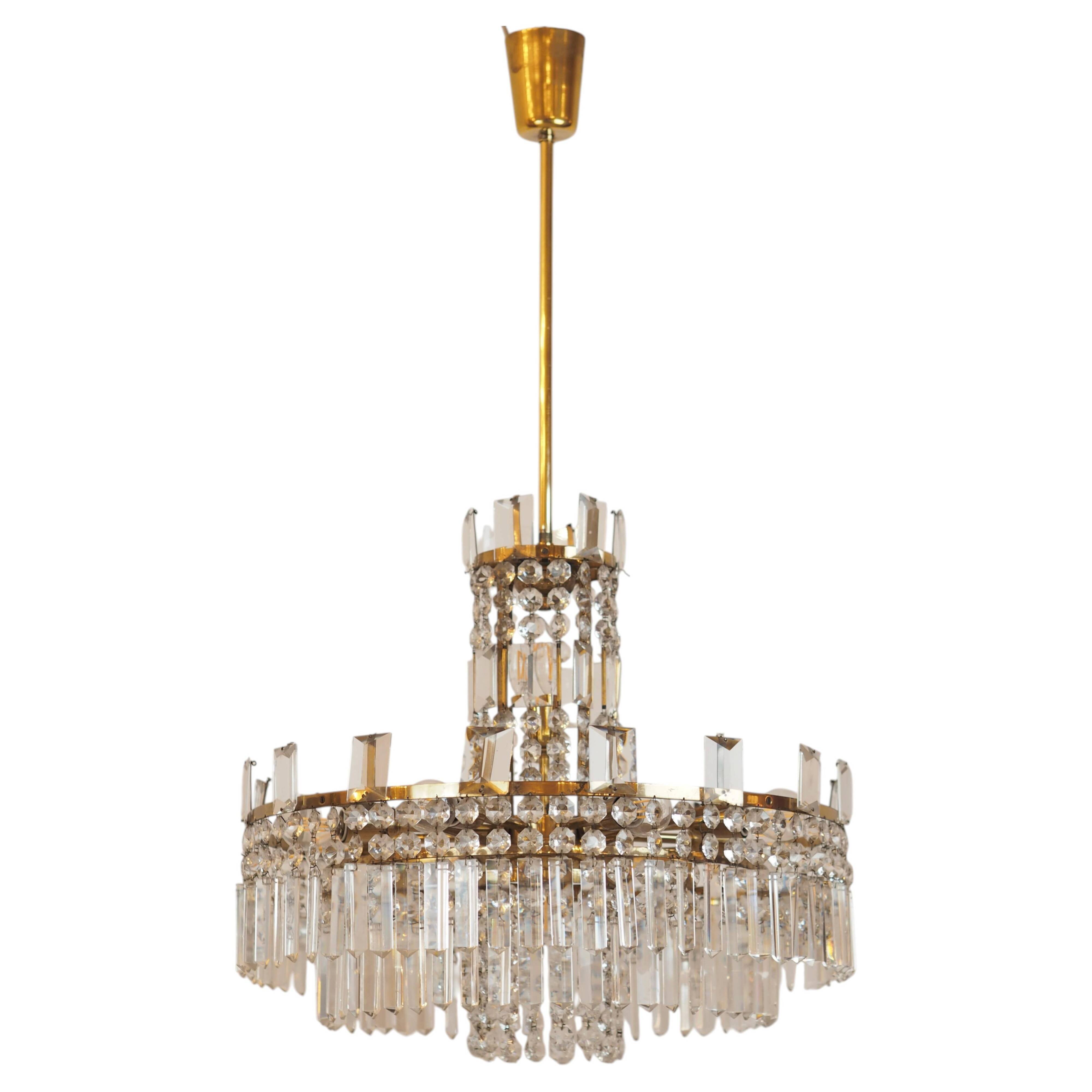 Mid-century crystal chandelier "Model F 518" by Bakalowits & Söhne