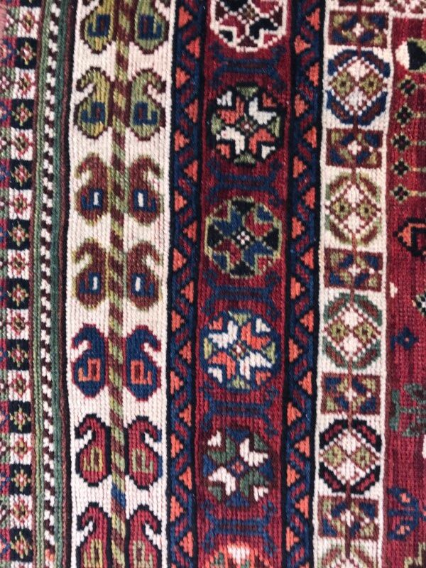 Former carpet Persian Ghashghai done hand 145 X 189 CM