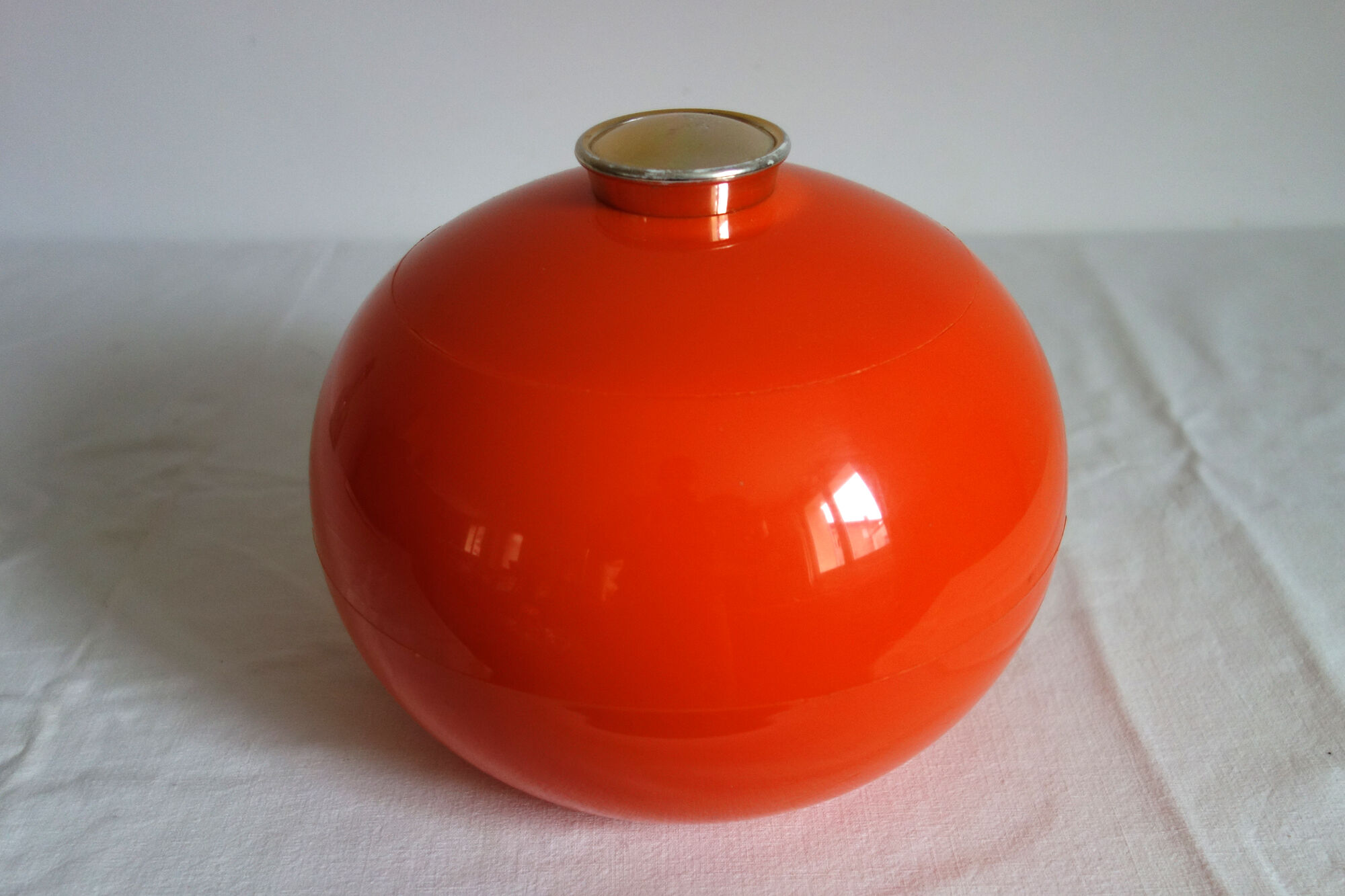 Vintage ice bucket 70s