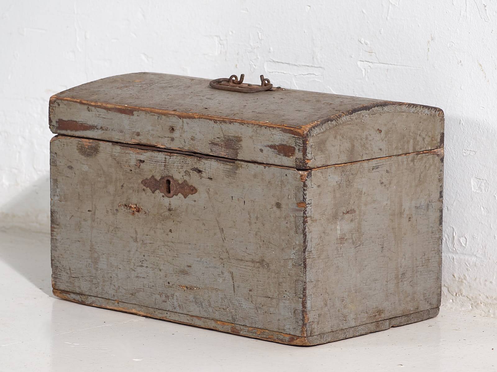 Small antique grey chest (c.1900) #69
