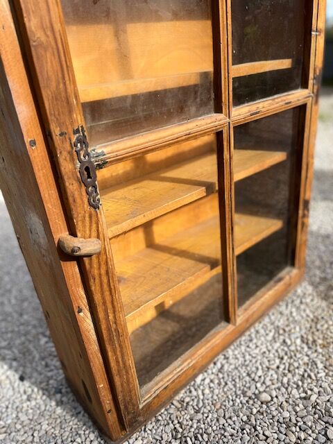 Wooden showcase 1930/40