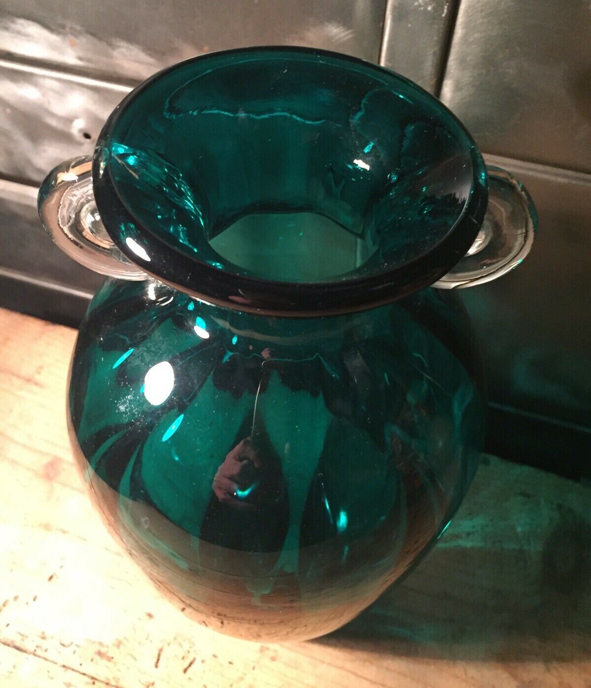 Vase verre soufflé ansé bleu canard