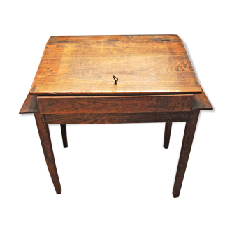 Old desk on his table
