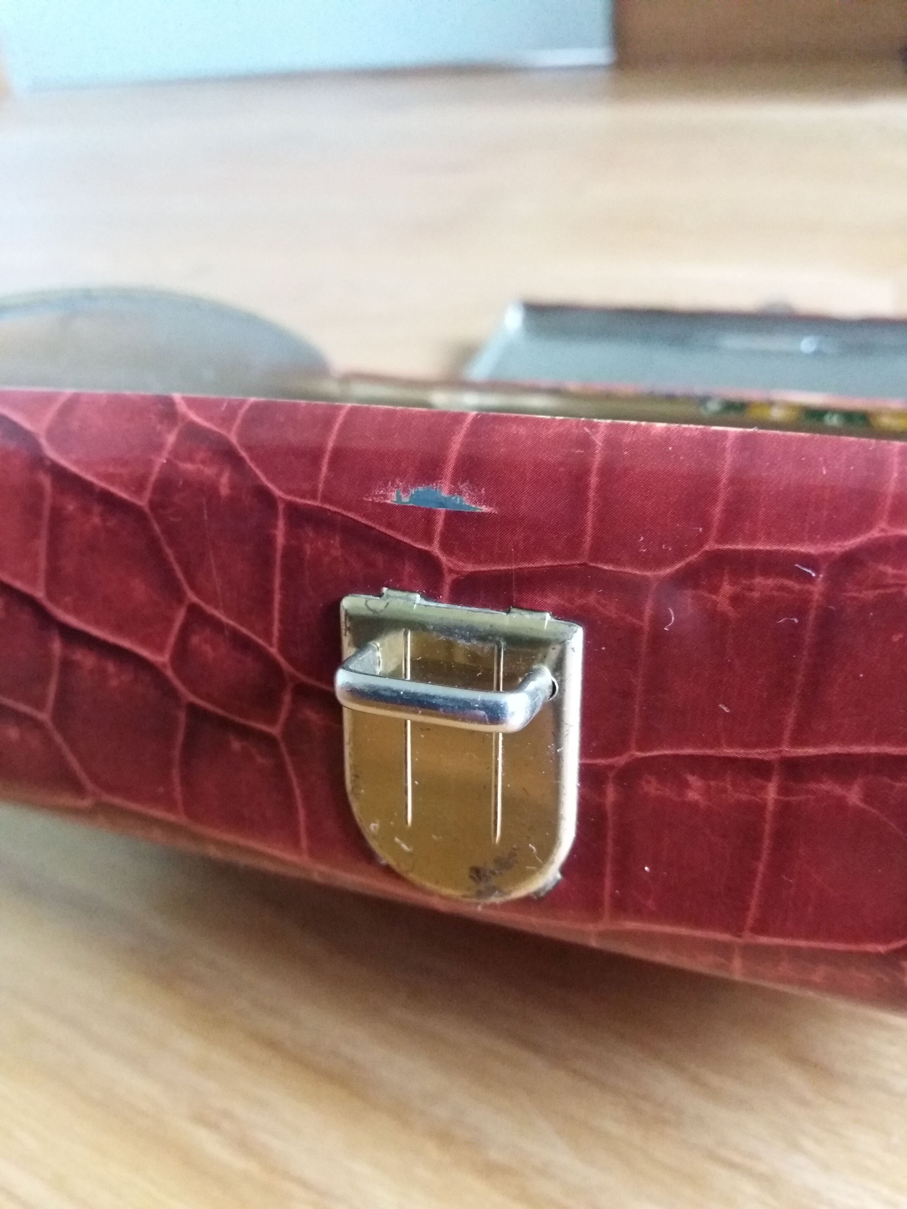 Cote d'Or crocodile skin effect metal advertising box