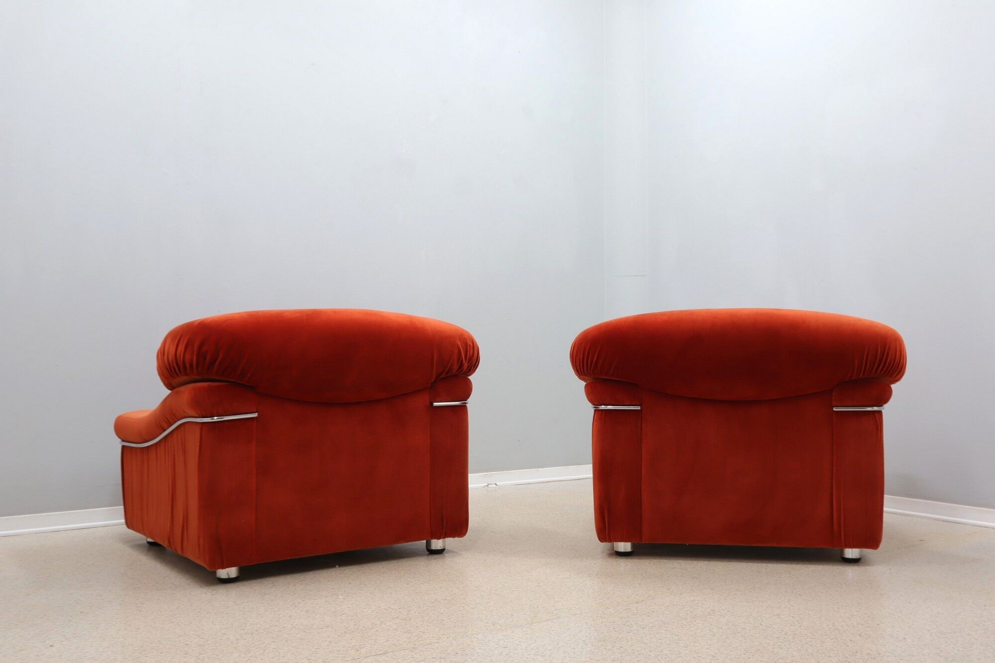 Vintage velvet armchairs Italy 1970s