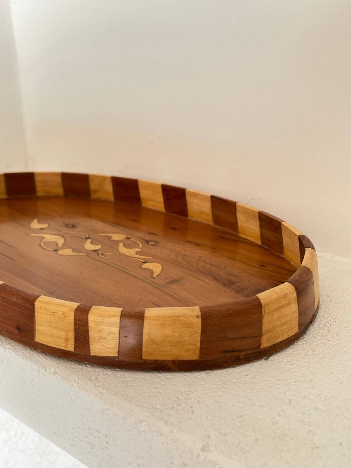 Handmade oriental tray in thuya wood - vintage marquetry