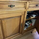 Wooden sideboard-style cabinet