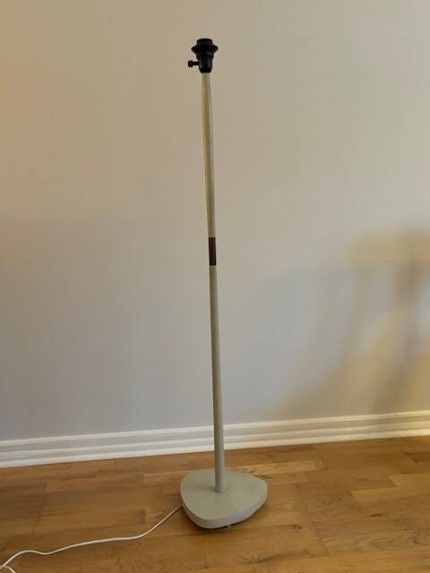 wooden and brass floor lamp - Sweden 50s/60s