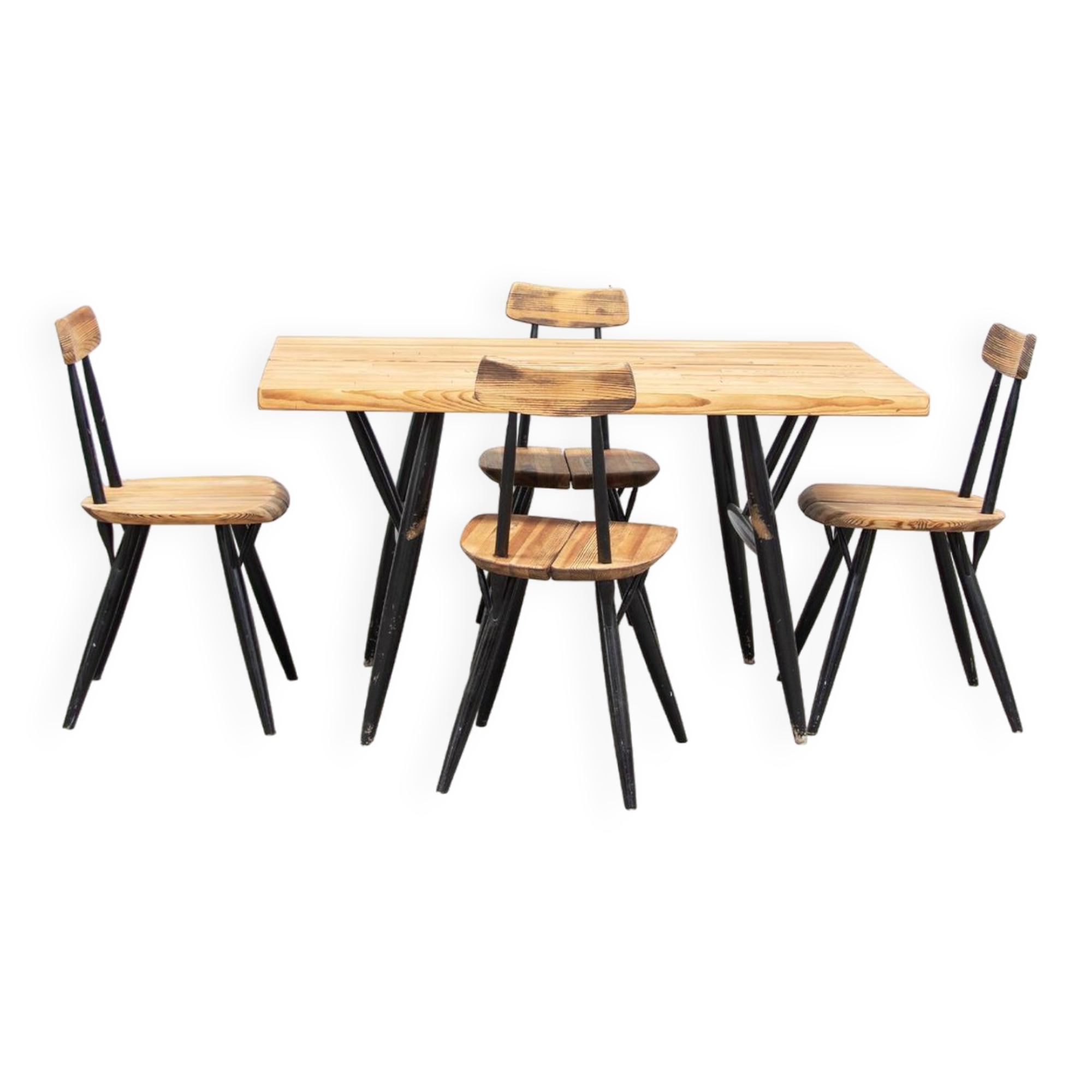 Pirrka table and chairs by Imari Tapiovaara for Laakan Puu