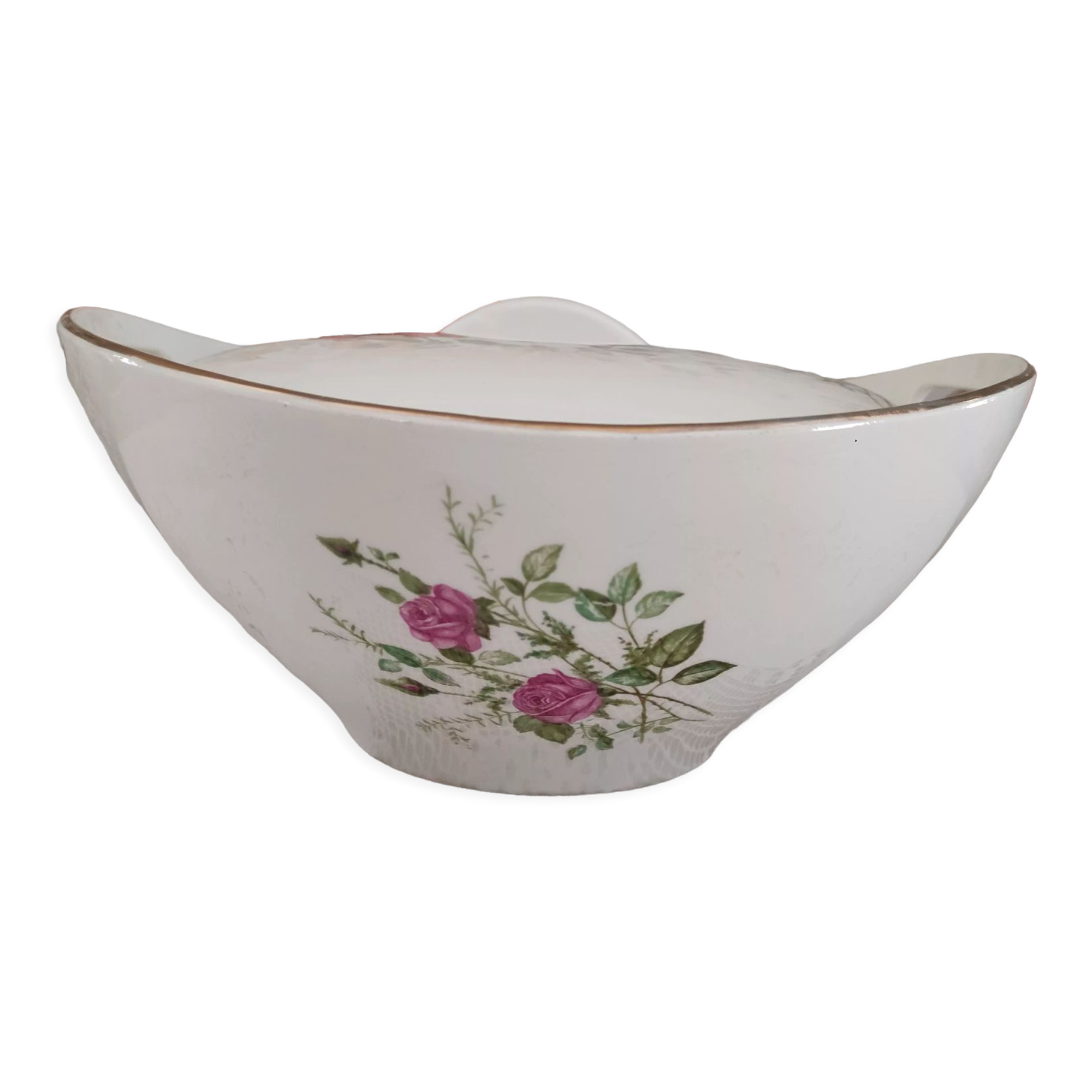 Porcelain tureen from gien france model pompadour