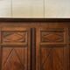 Armoire en noyer massif