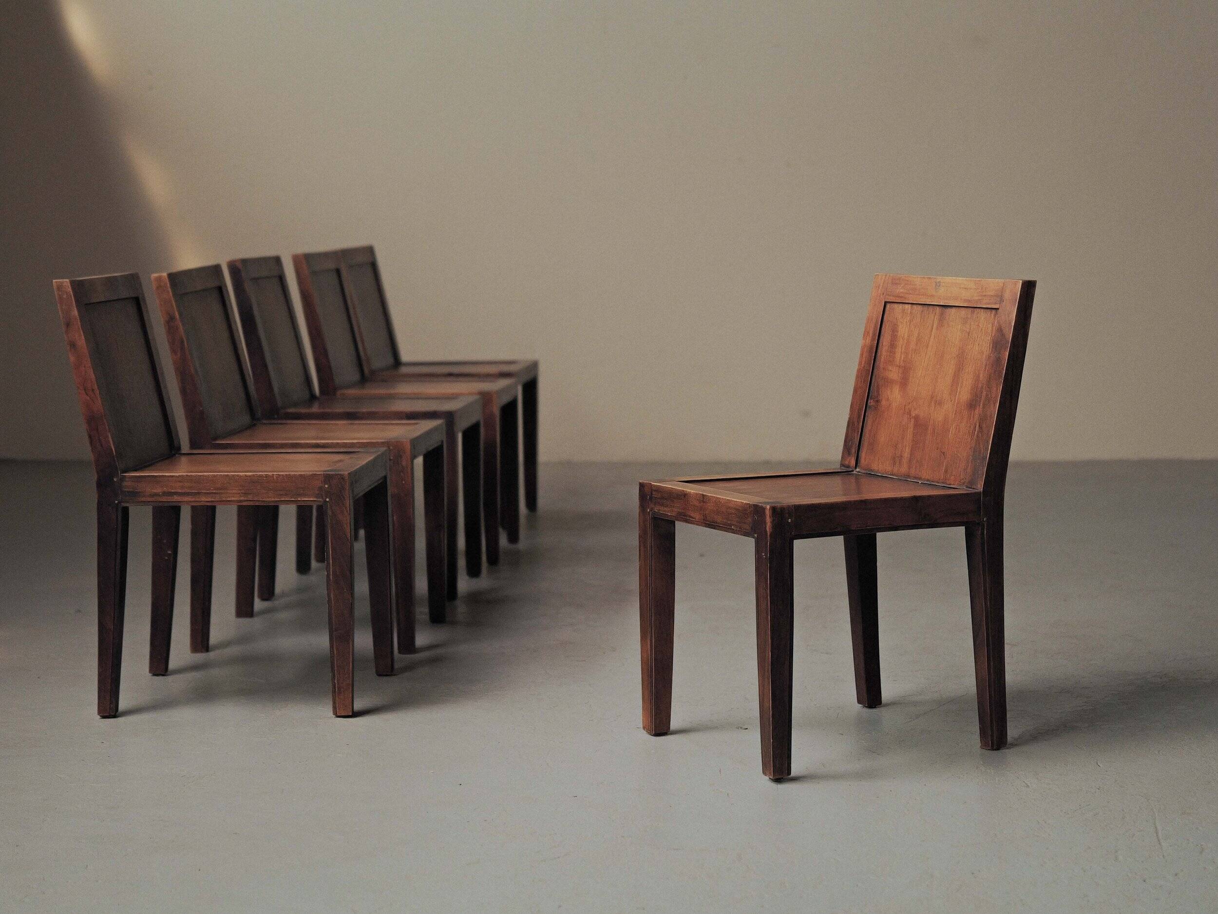 Set of 6 handcrafted oak chairs, France, circa 1970.