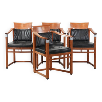 Ensemble de 4 chaises de salle à manger Art Déco en cuir noir de luxe avec accoudoirs.
