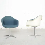 Pair dal la fonda fiberglas chair by charles & ray eames for vitra