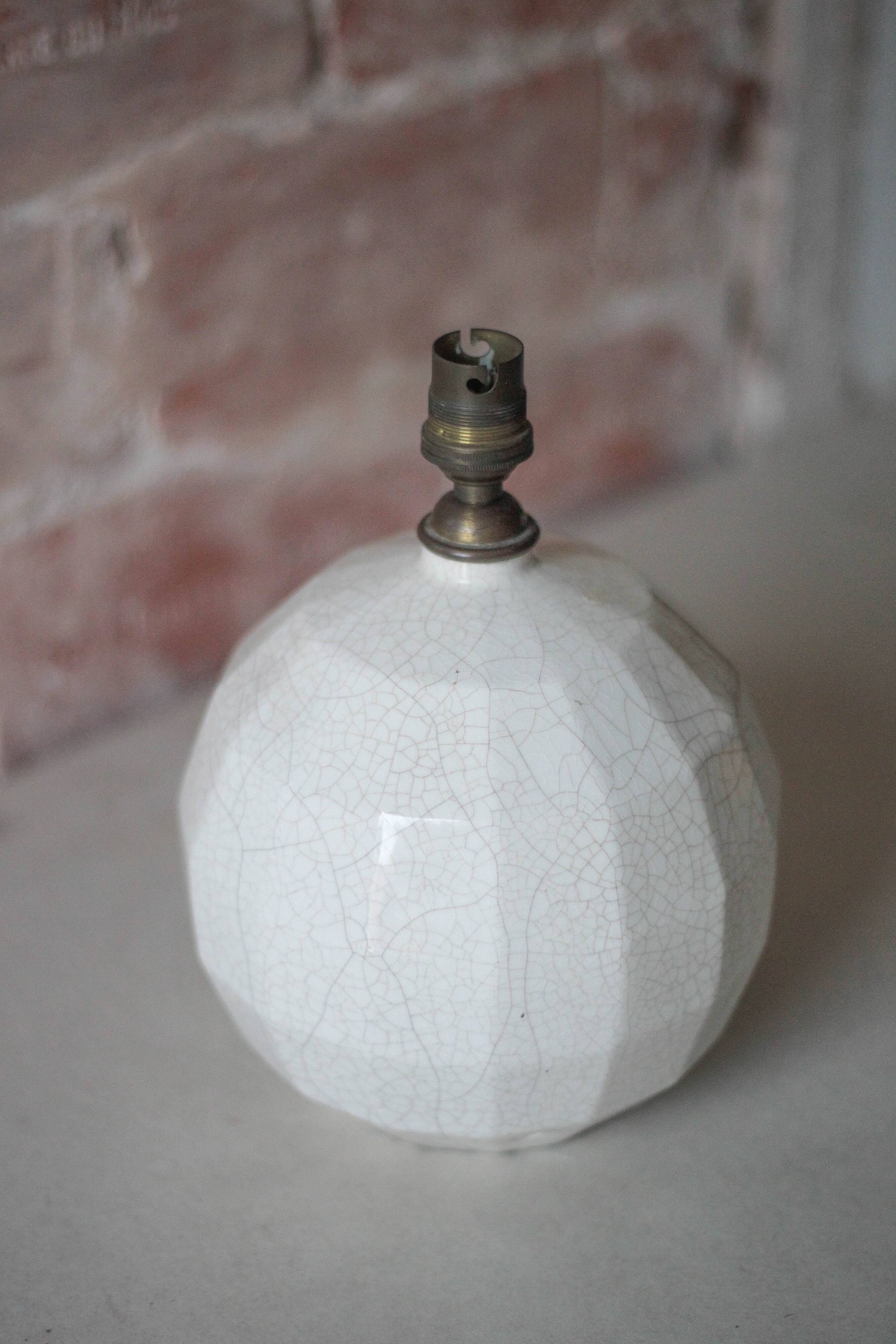 Cracked ceramic Art Deco lamp, table lamp, geometric design.
