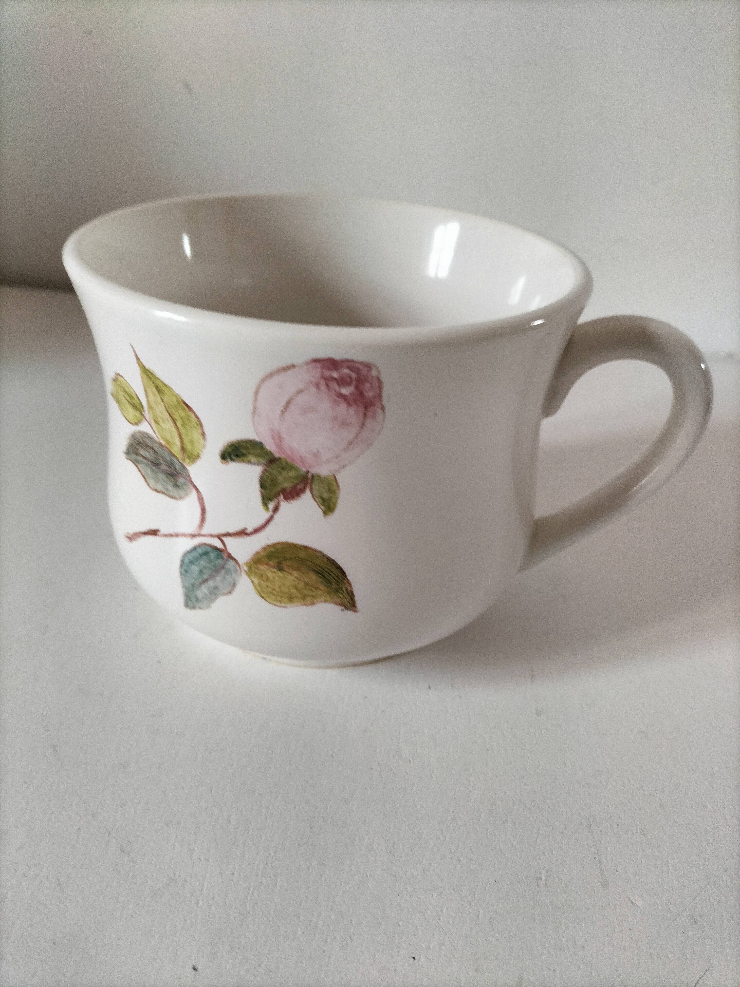 Large breakfast cup Gien floral decoration