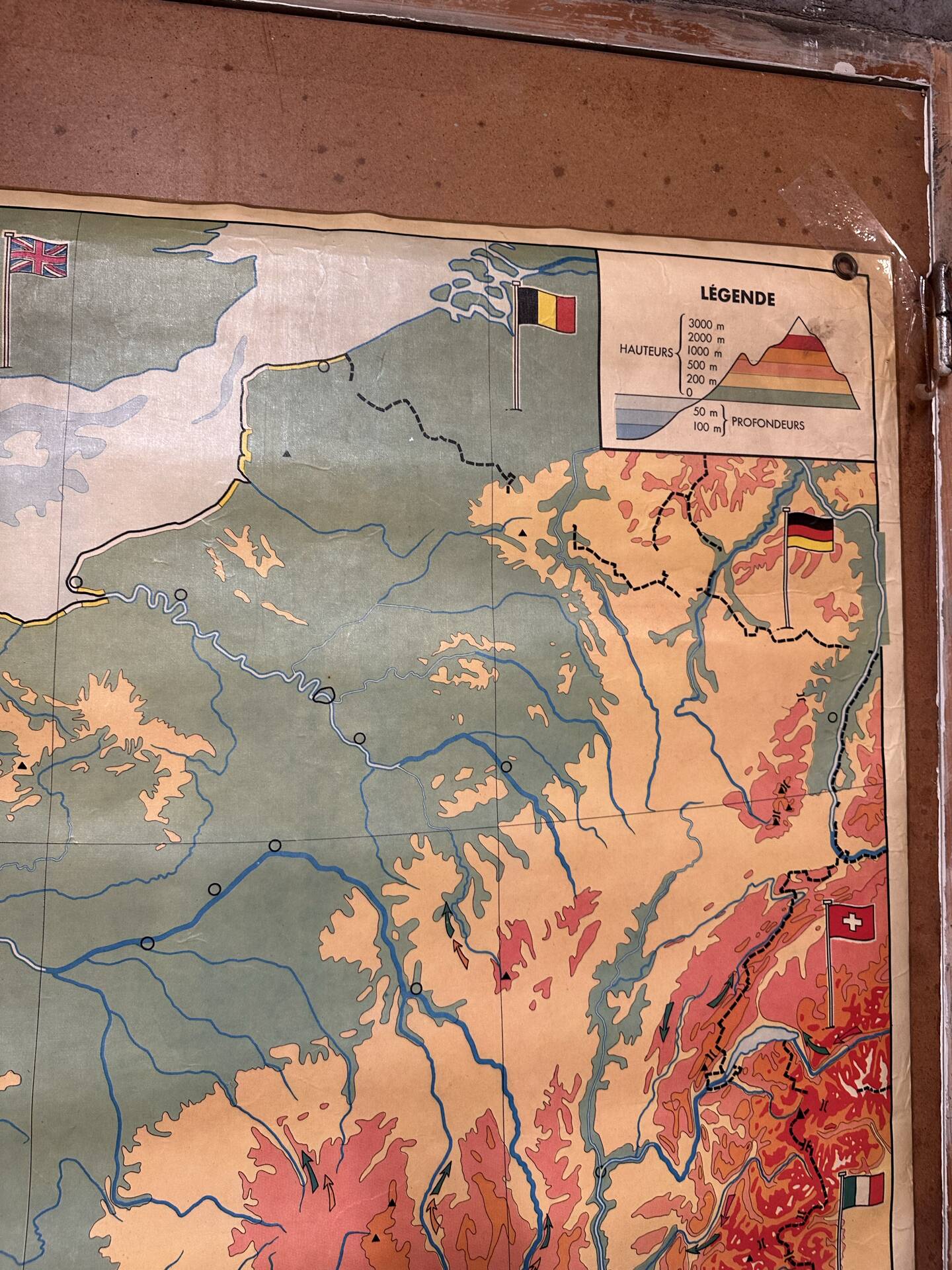 Grande carte d’école vintage