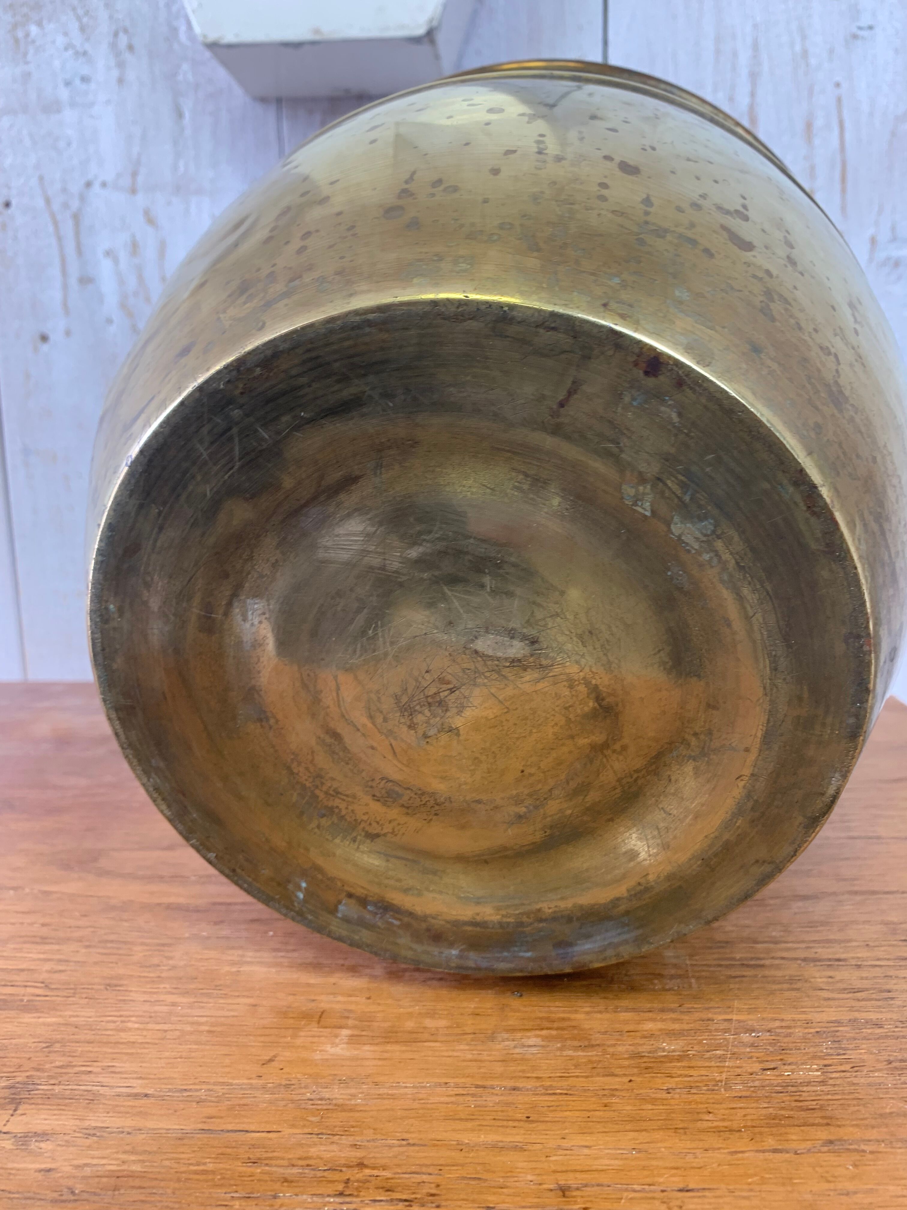 Cache-pot ancien