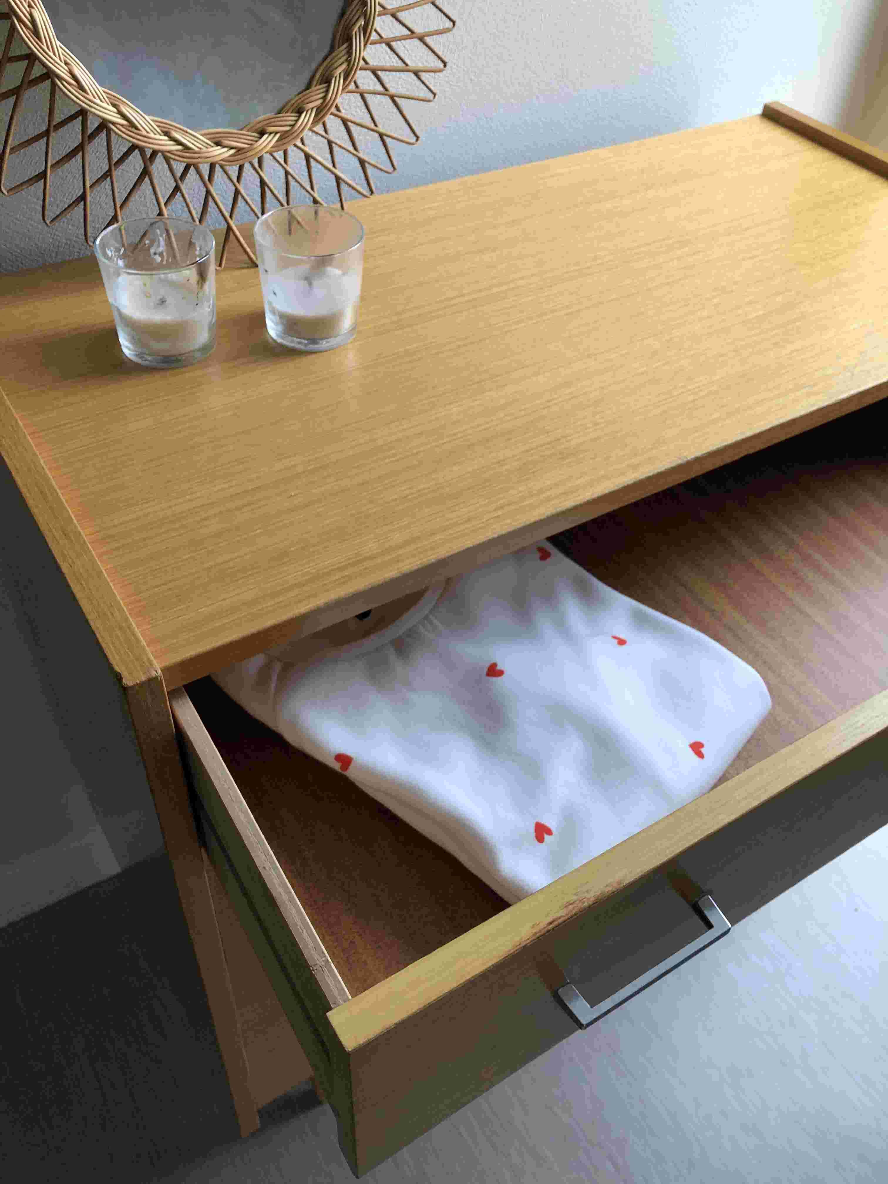 Vintage chest of drawers