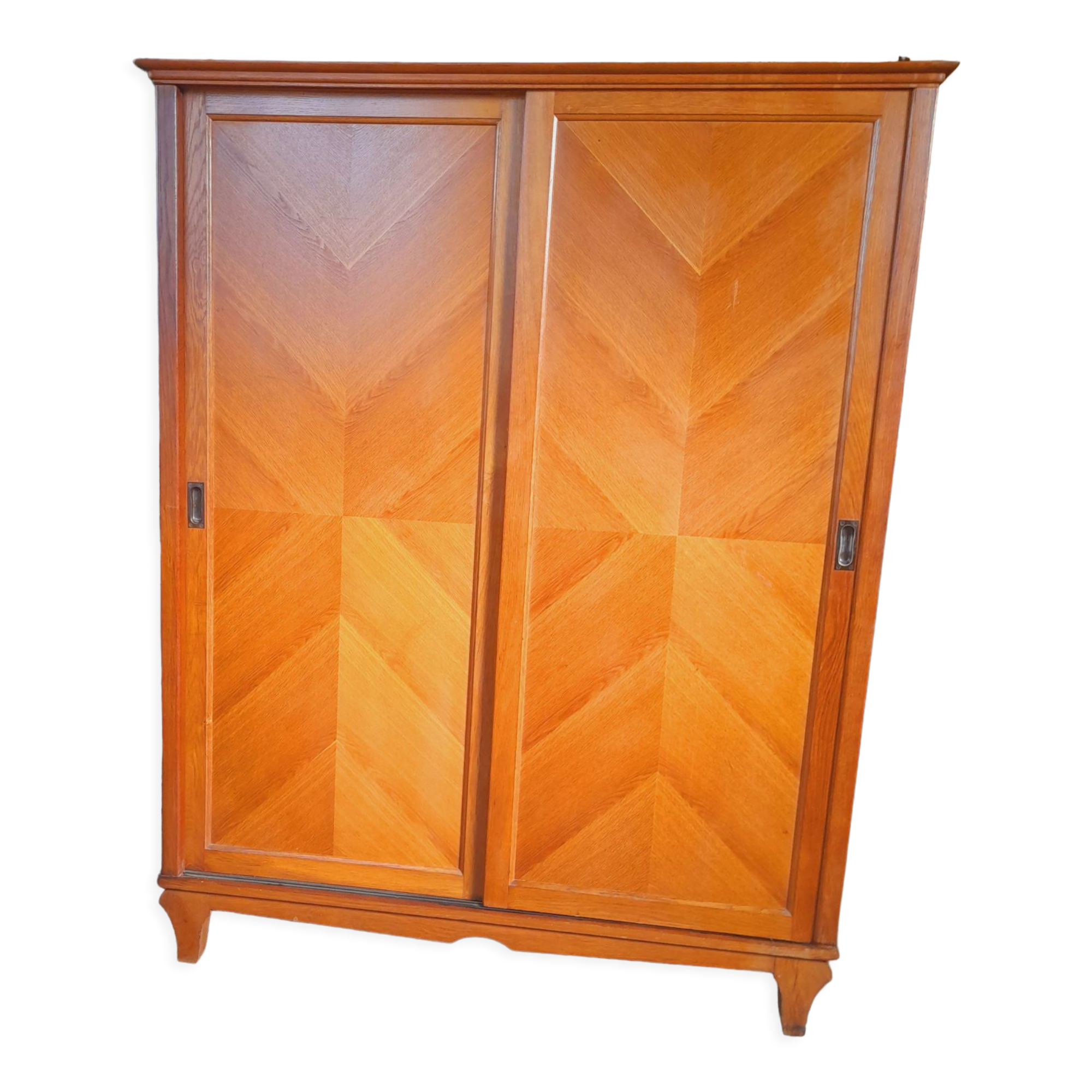 Vintage cabinet 2 sliding doors