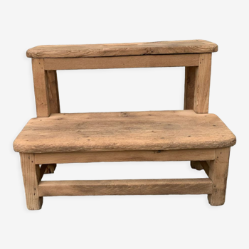 Ancien marche pieds en bois