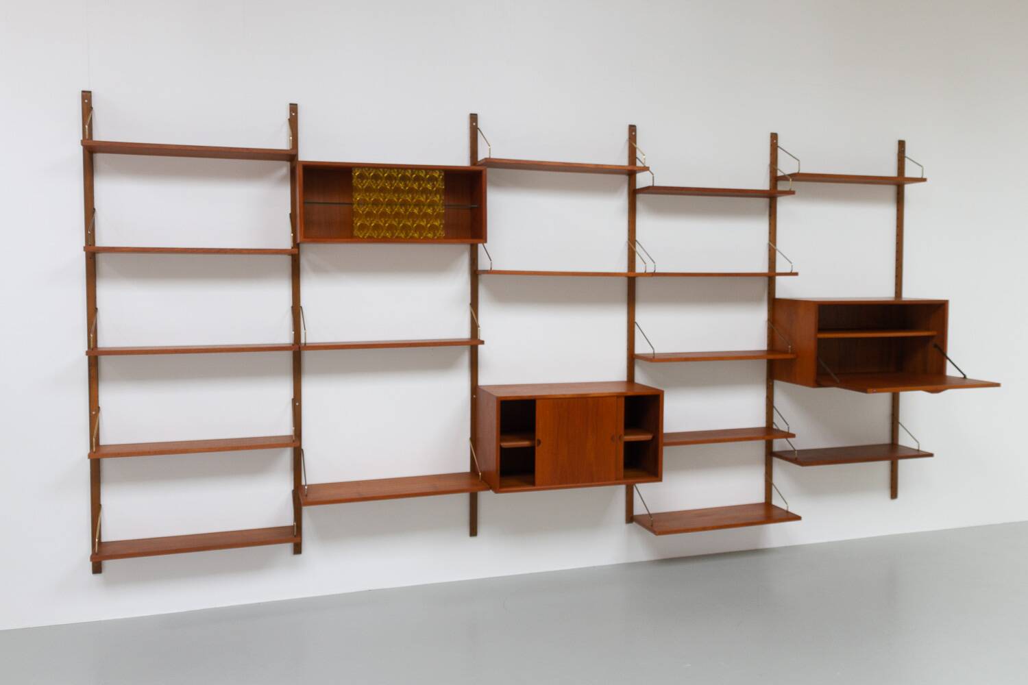 Danish Modern 5-Bay Modular Teak Wall Unit by Poul Cadovius for Cado, 1950s