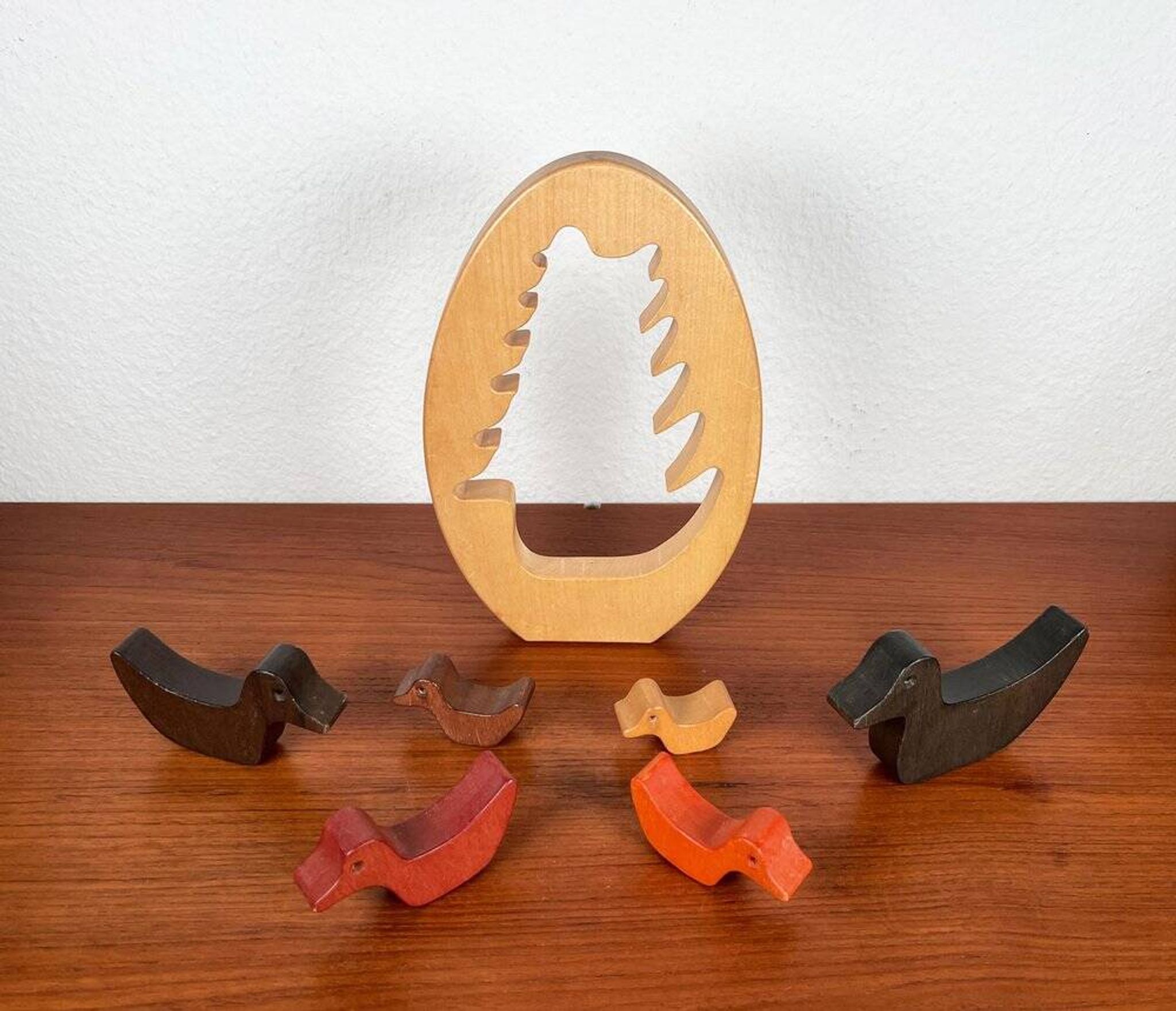 Puzzle en bois vintage avec figurines de canards