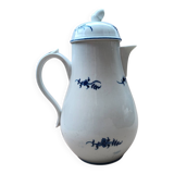 Porcelain coffee pot