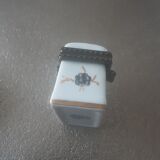 Lot 2 porcelain boxes Art