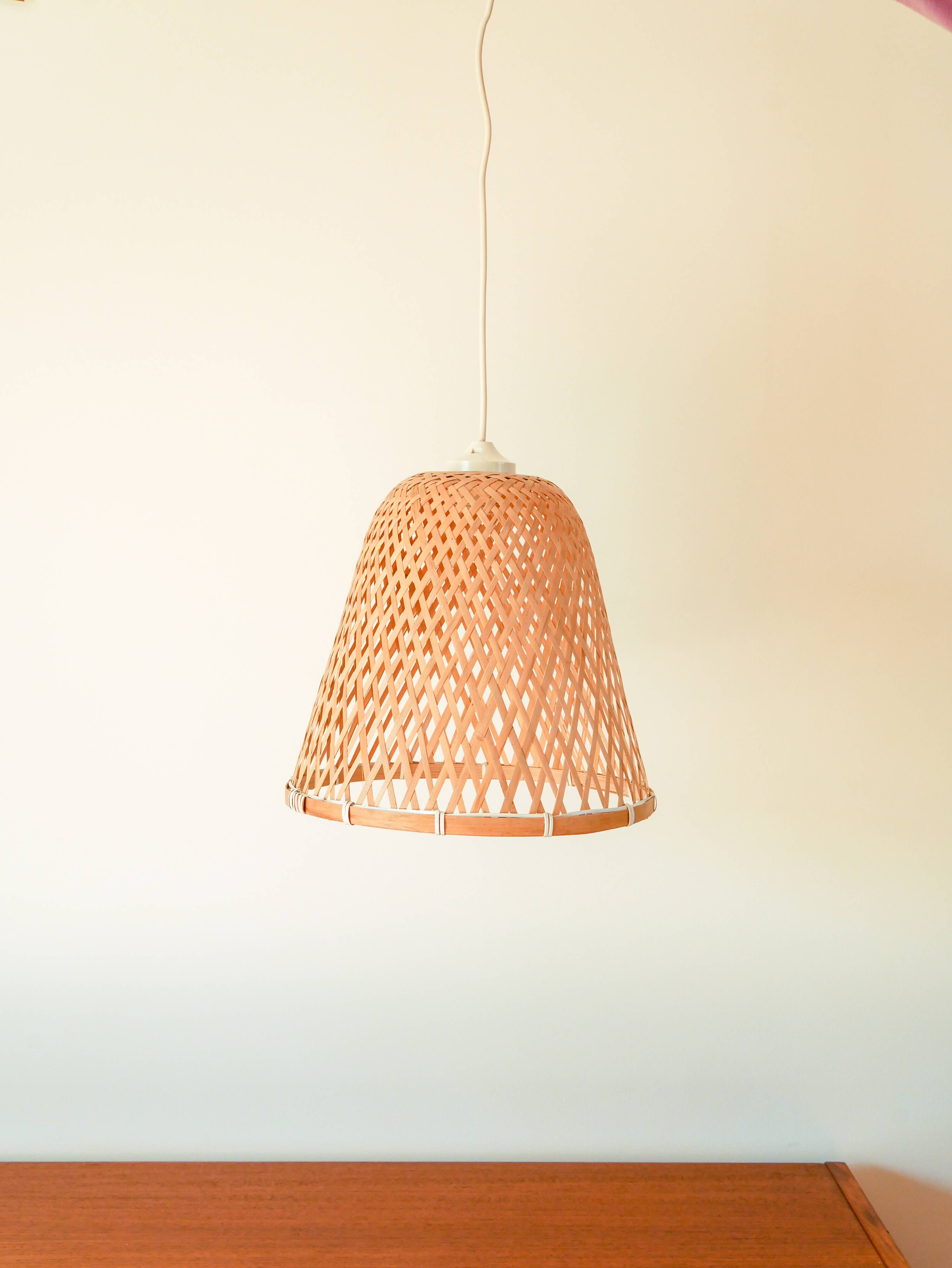 Rattan pendant light