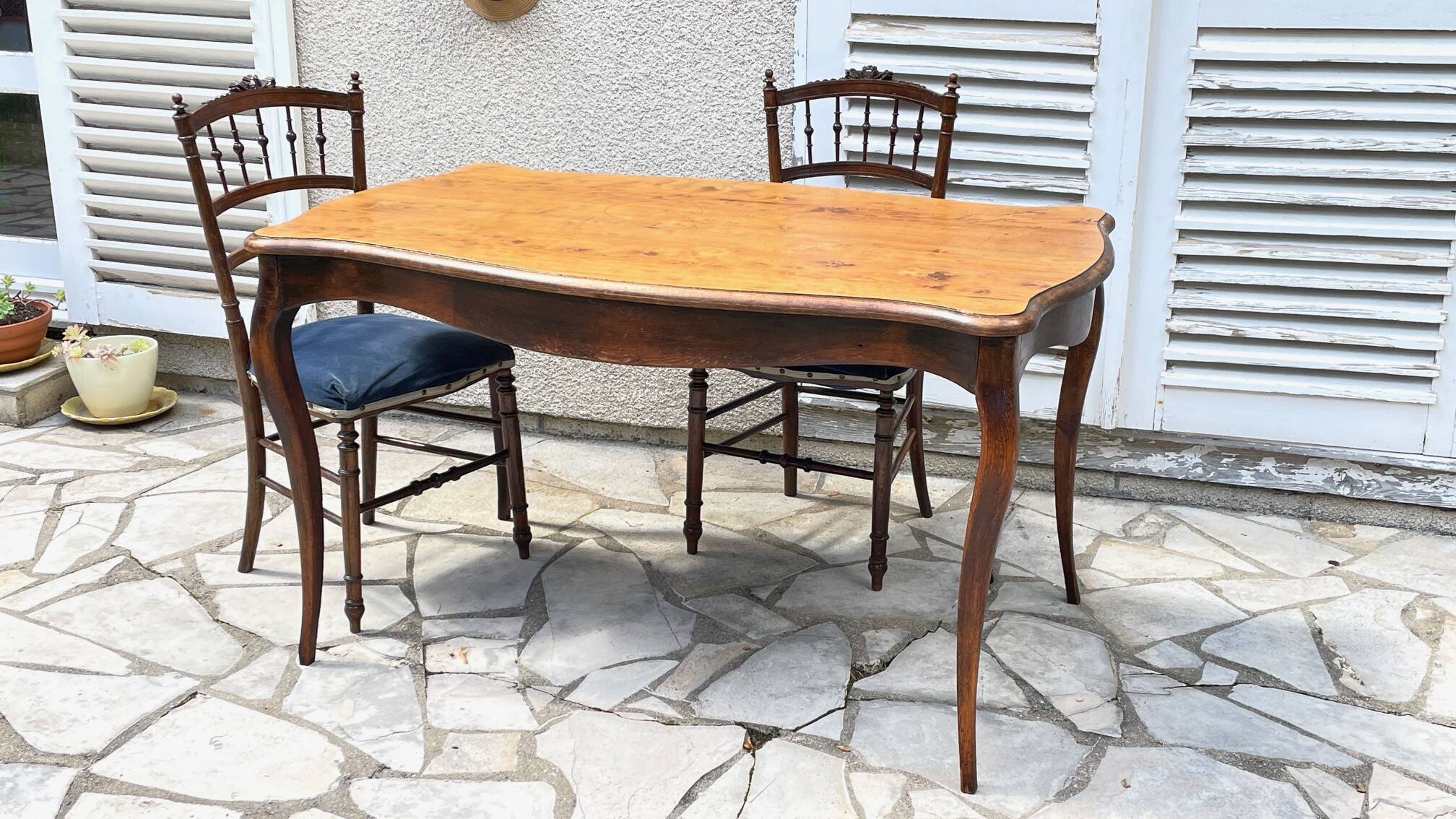 TABLE BUREAU Pieds Courbés