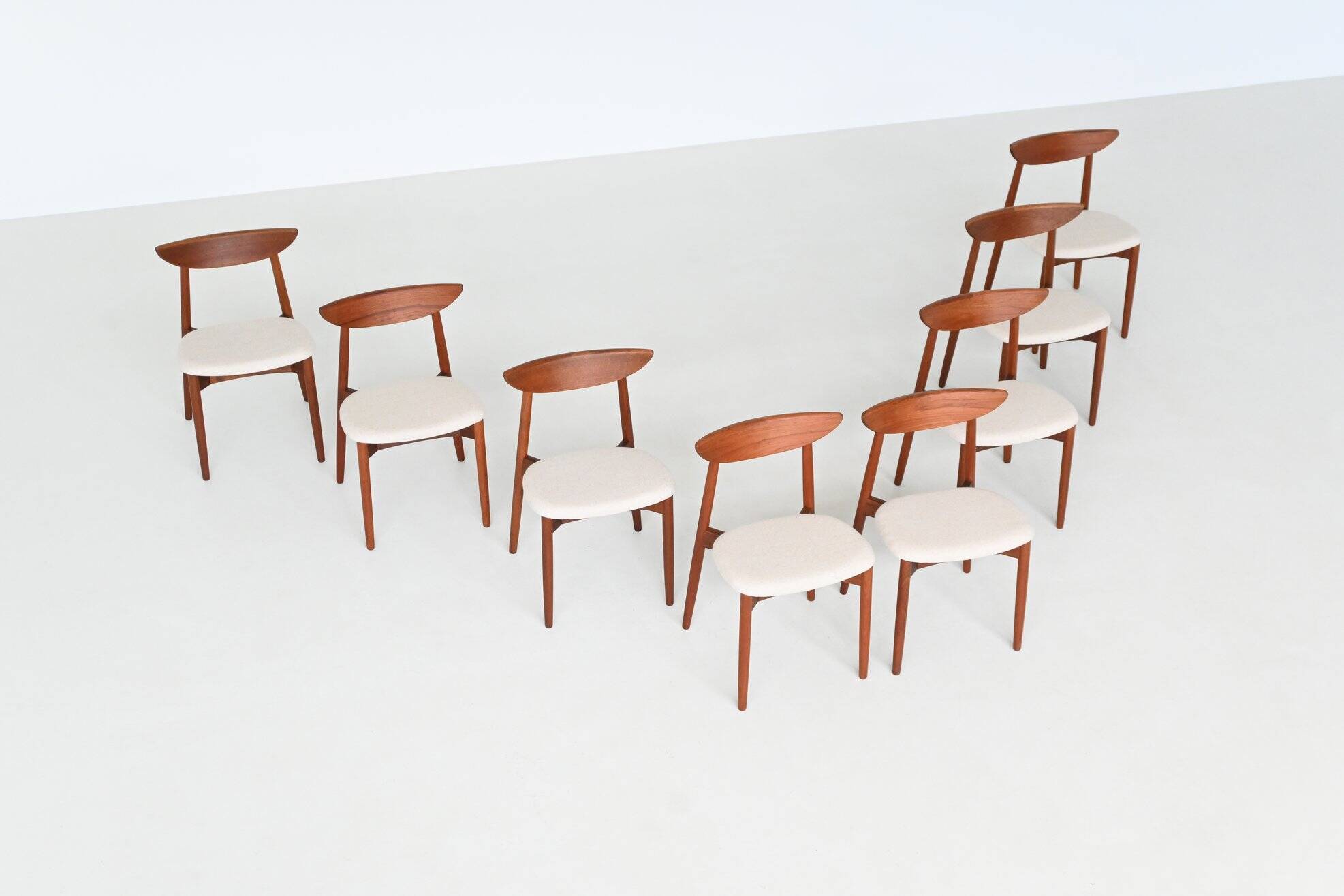 Harry Ostergaard set of eight dining chairs teak Randers 1960