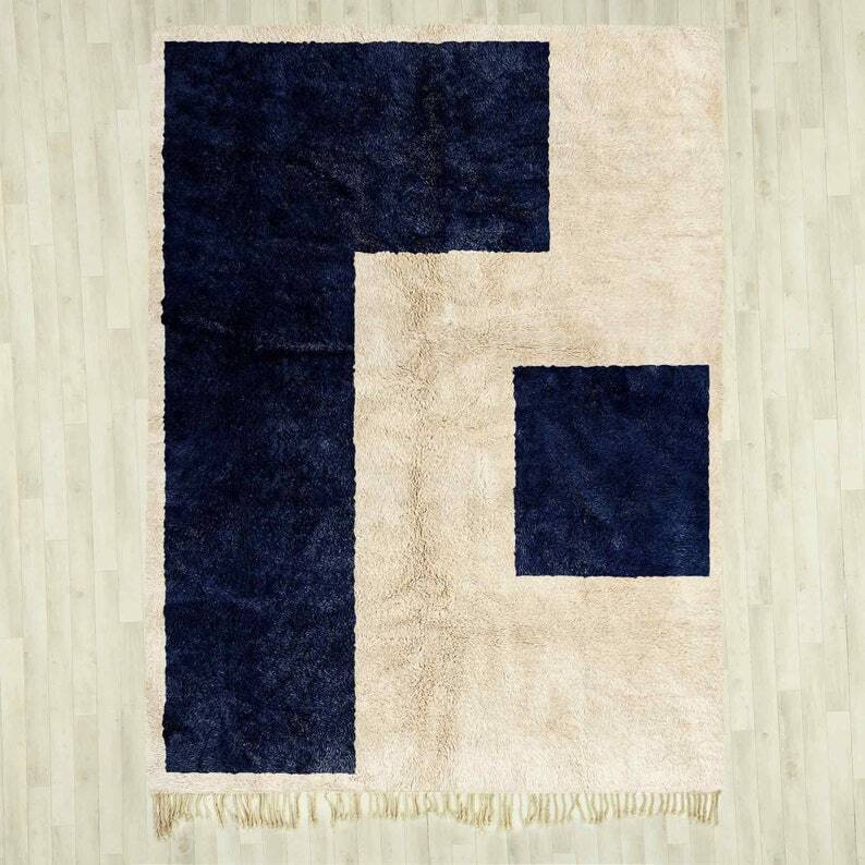 Beni Ouraine handwoven rug, traditional style, size 150 x 250 cm