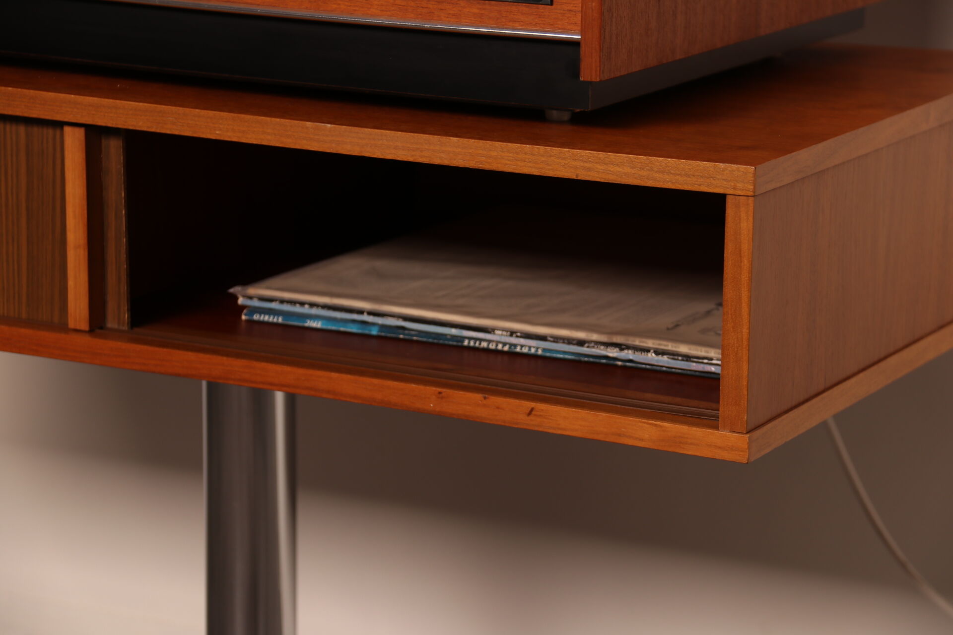 Grundig Hi-Fi modèle stéréo 'Studio 505' & armoire assortie - Allemagne -1960's