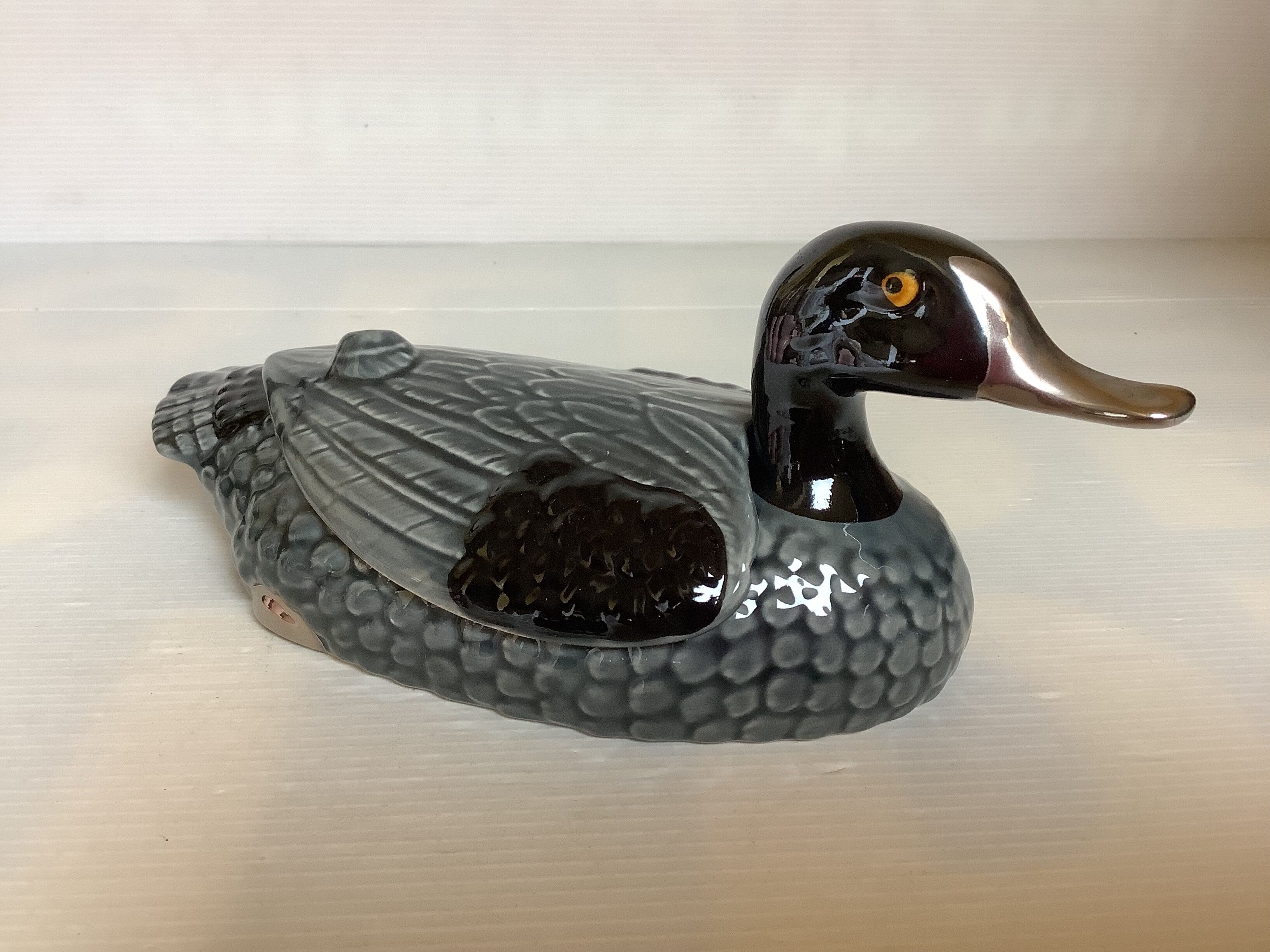Ceramic duck catchall
