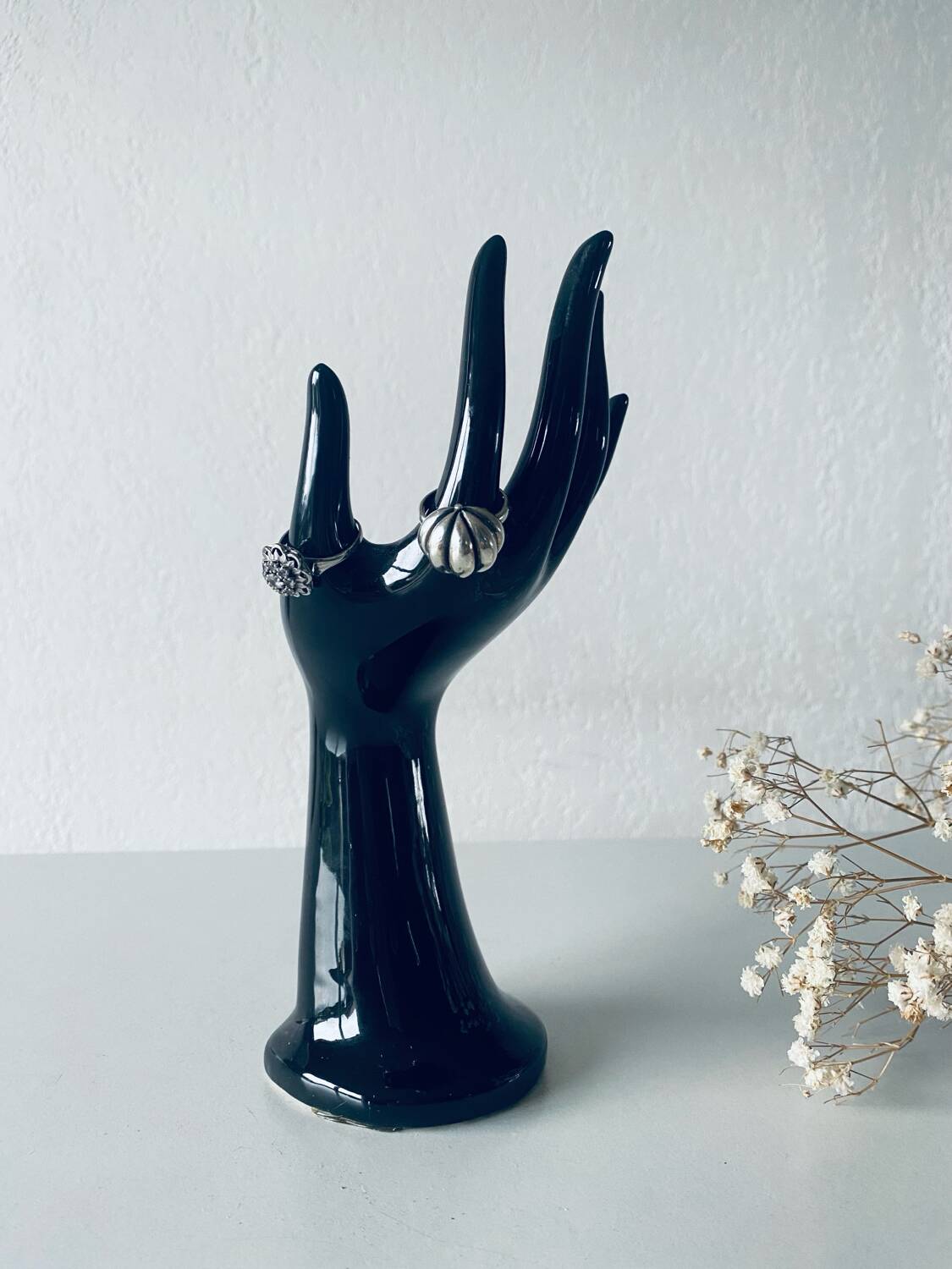 Handmade ceramic vase and jewelry holder