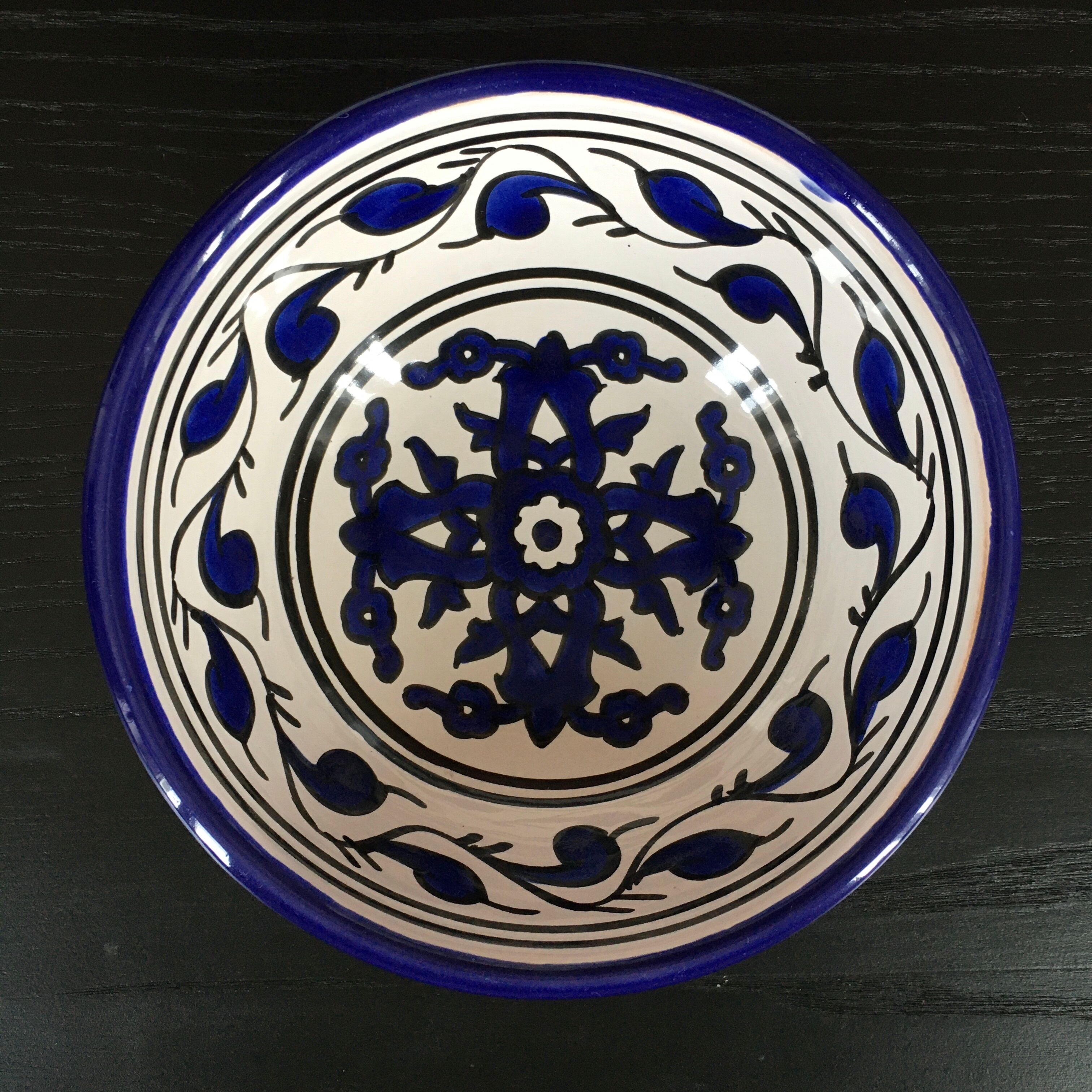 Salad bowl blue décor